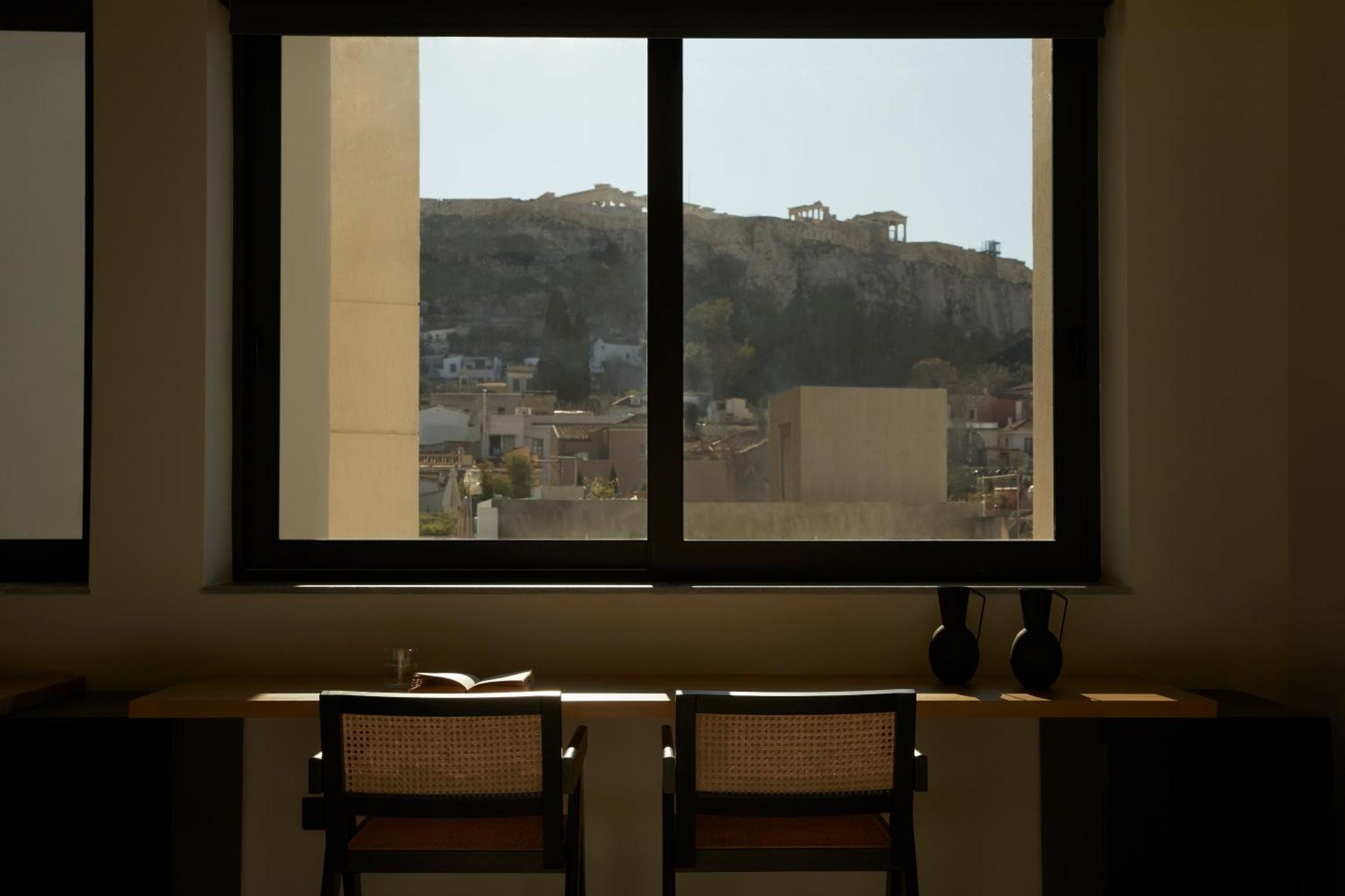 Athens Woo Suites Bagian luar foto